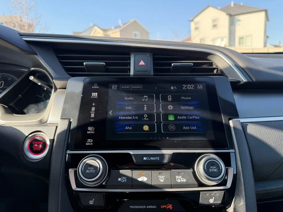 2016 Honda Civic 10th Gen - Image 12 of 17