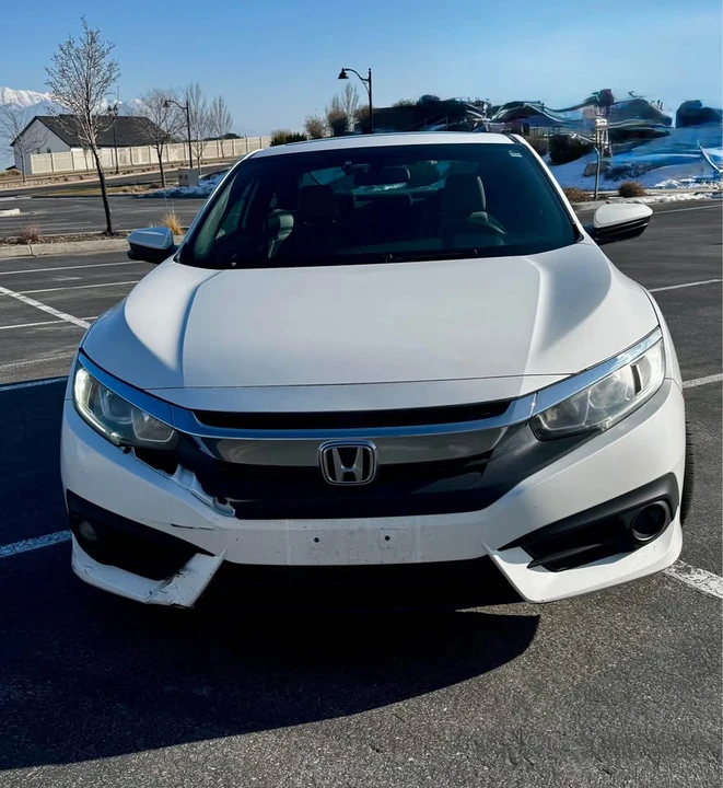 2016 Honda Civic 10th Gen - Image 16 of 17