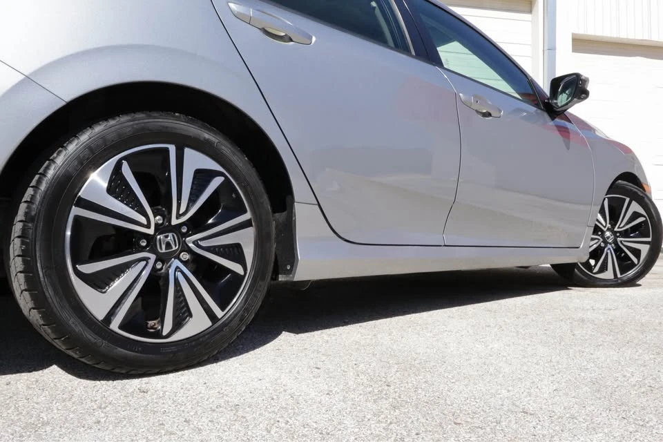 2016 Honda Civic 10th Gen - Image 13 of 19