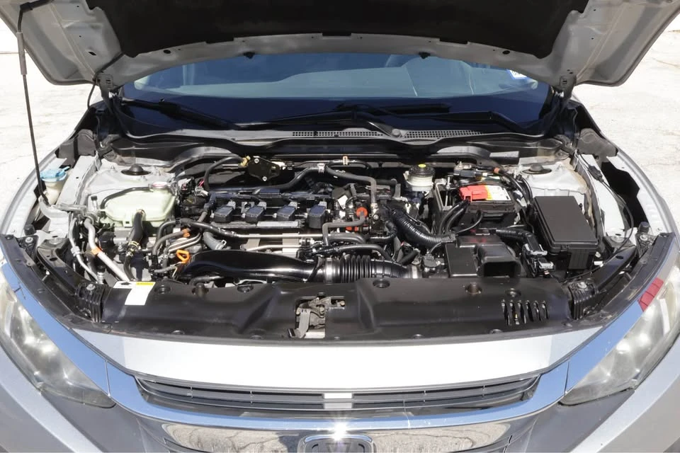 2016 Honda Civic 10th Gen - Image 8 of 19