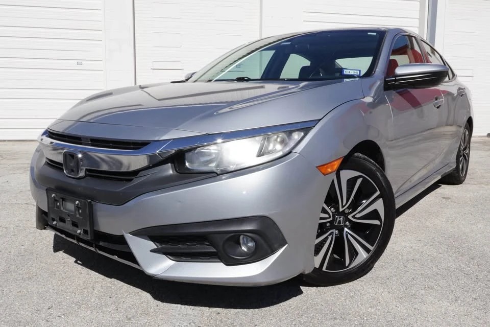 2016 Honda Civic 10th Gen - Image 10 of 19