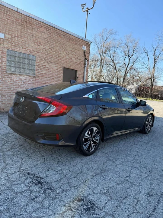 2016 Honda Civic 10th Gen - Image 5 of 18