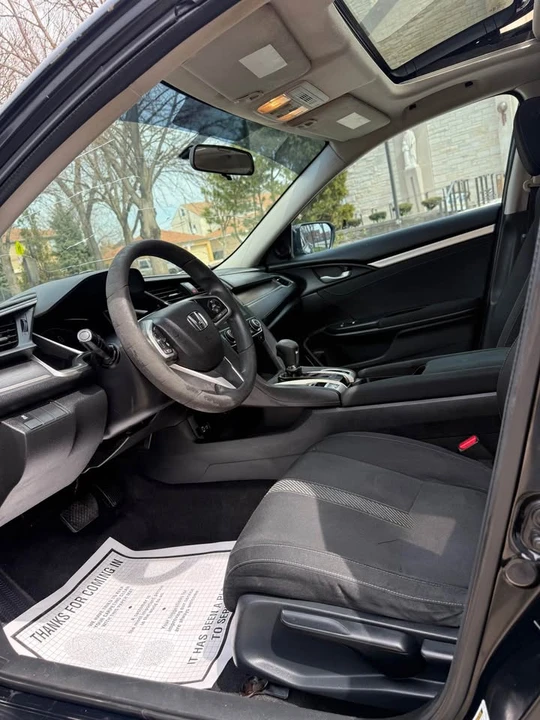 2016 Honda Civic 10th Gen - Image 15 of 18
