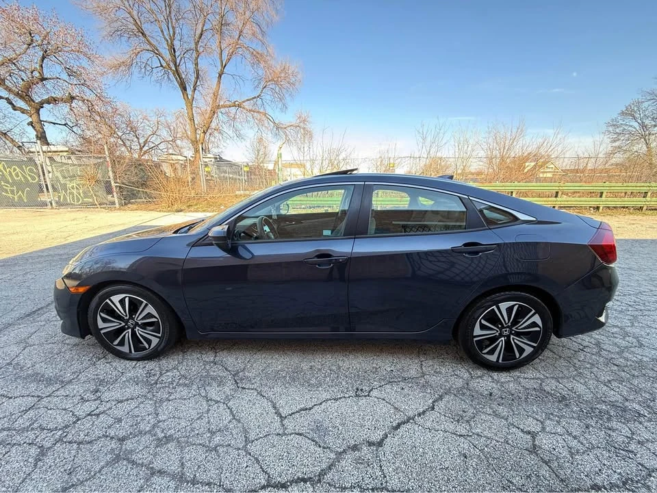2016 Honda Civic 10th Gen - Image 8 of 18