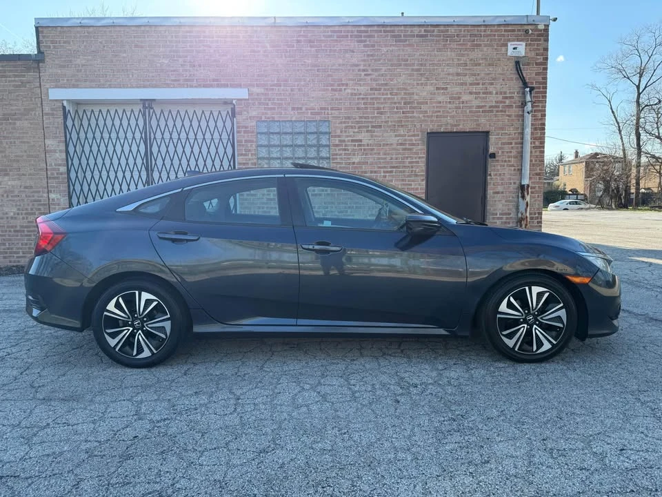 2016 Honda Civic 10th Gen - Image 4 of 18