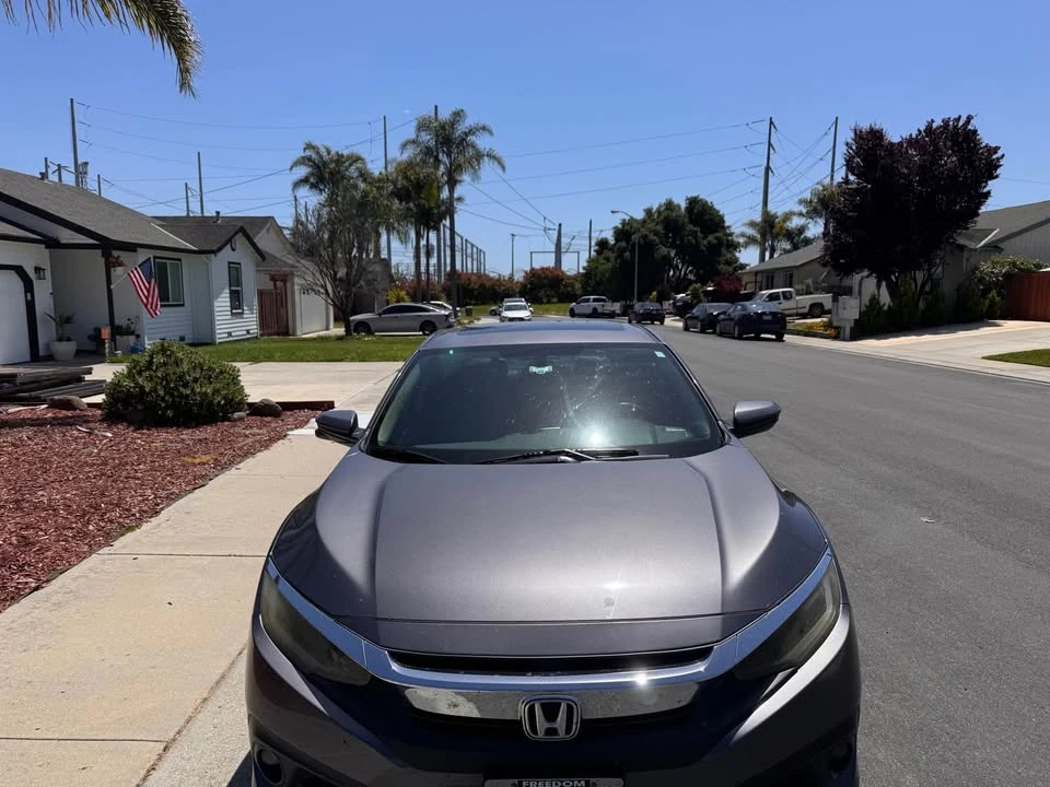 2016 Honda Civic 10th Gen - Image 2 of 16