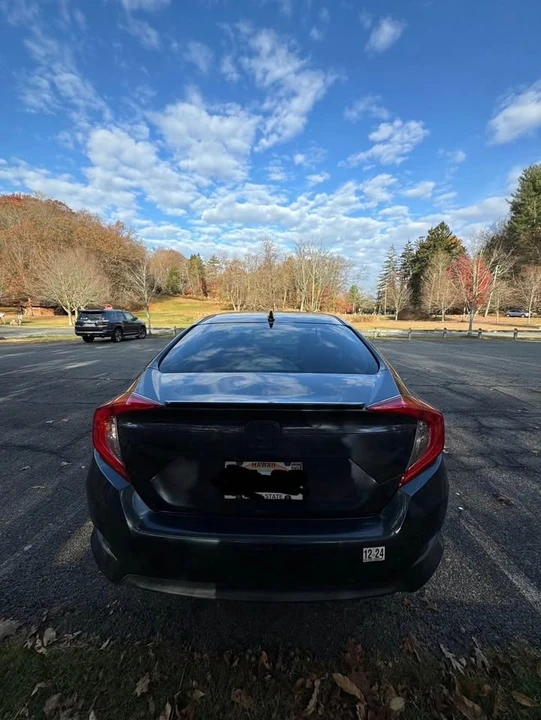 2016 Honda Civic 10th Gen - Image 6 of 11