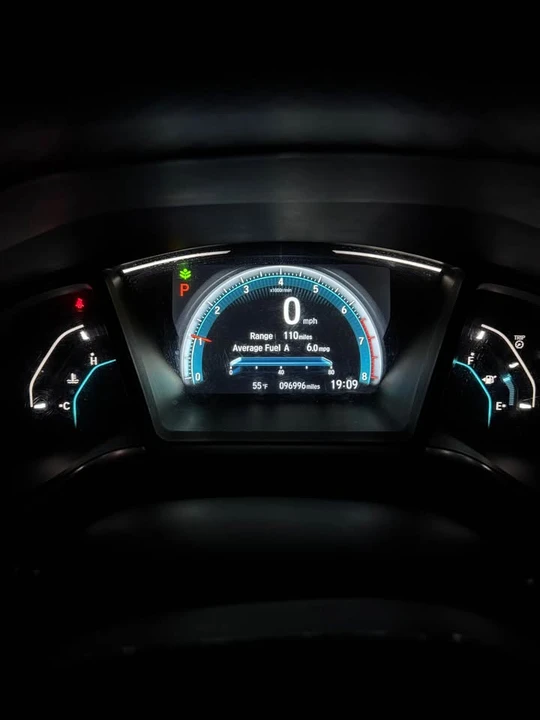 2016 Honda Civic 10th Gen - Image 9 of 11