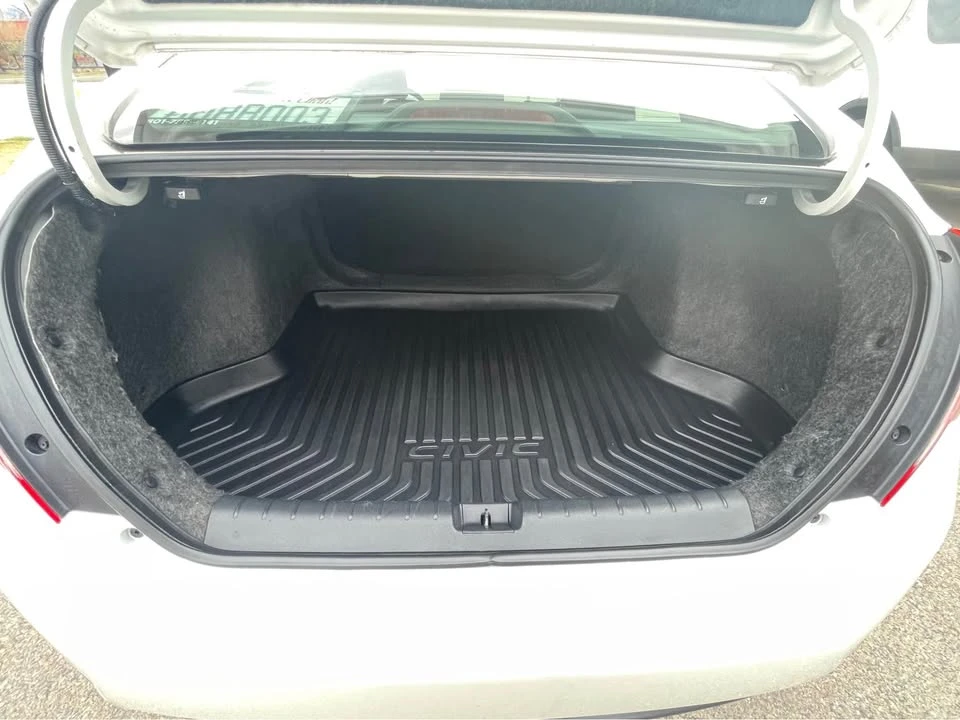 2016 Honda Civic 10th Gen - Image 14 of 17