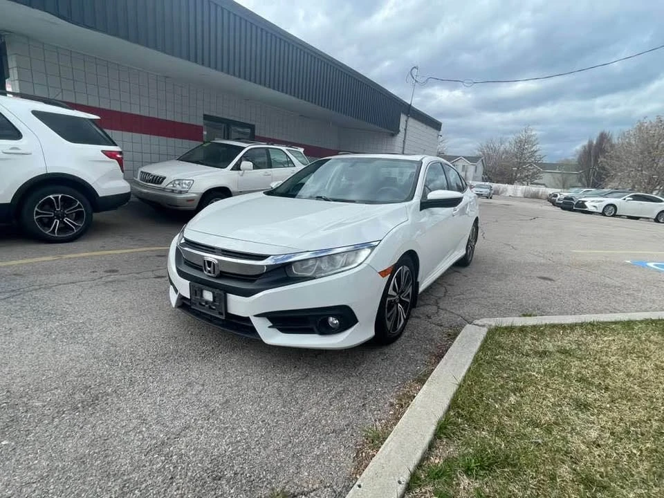 2016 Honda Civic 10th Gen - Image 7 of 18