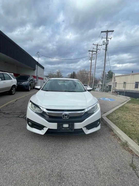 2016 Honda Civic 10th Gen - Image 8 of 18
