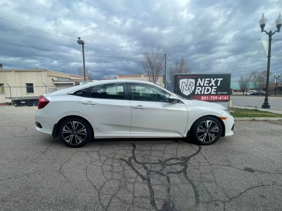 2016 Honda Civic 10th Gen - Image 2 of 18
