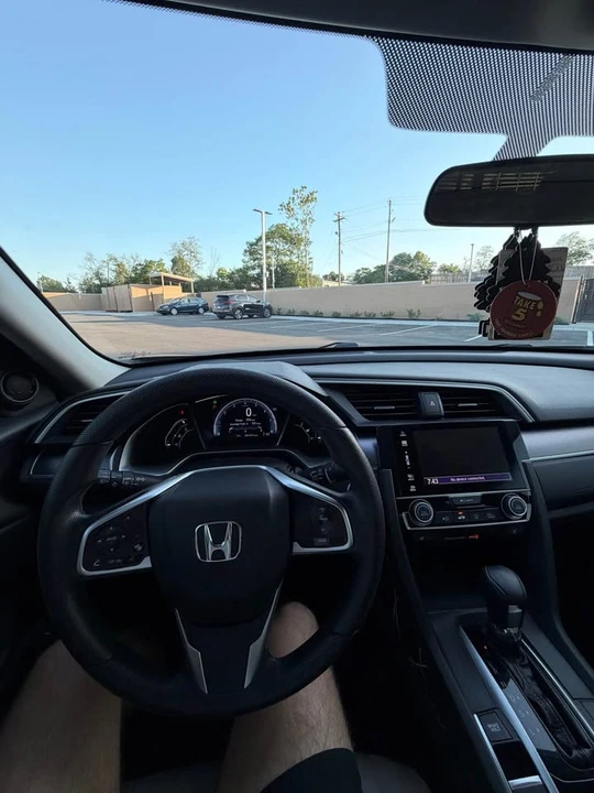 2016 Honda Civic 10th Gen - Image 8 of 13