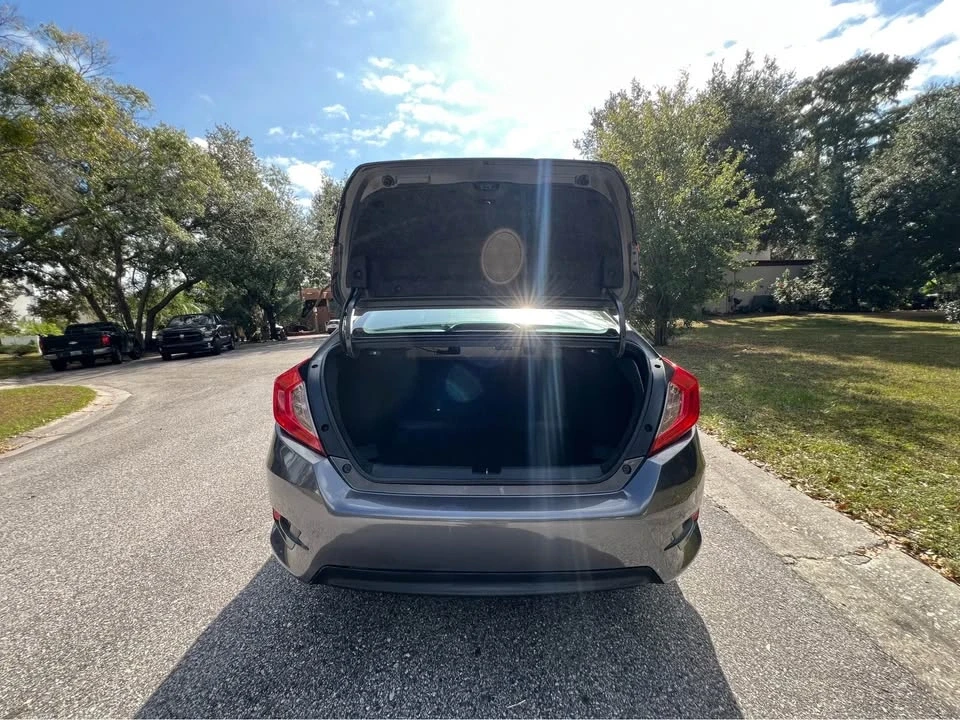 2016 Honda Civic 10th Gen - Image 8 of 20