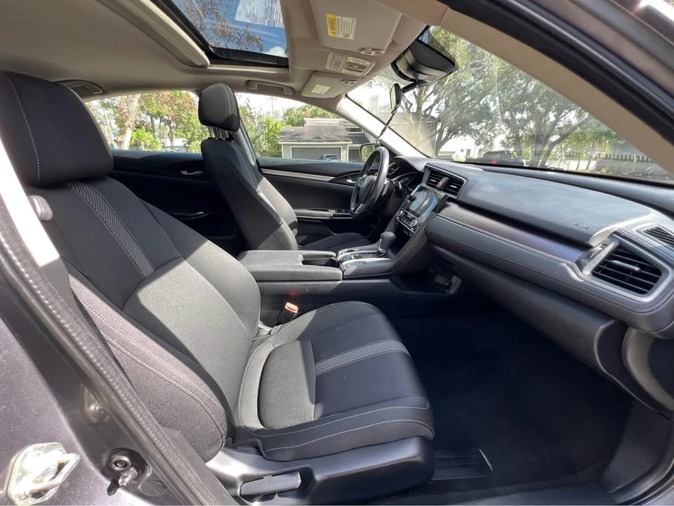 2016 Honda Civic 10th Gen - Image 13 of 20