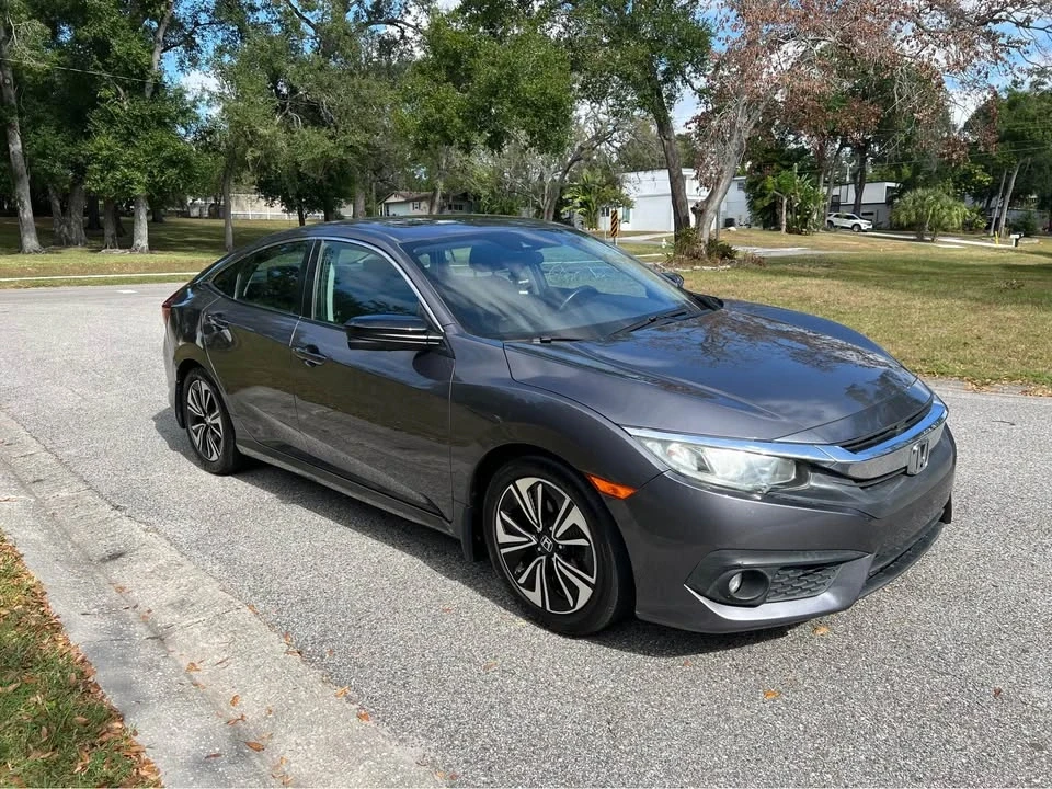 2016 Honda Civic 10th Gen - Image 2 of 20
