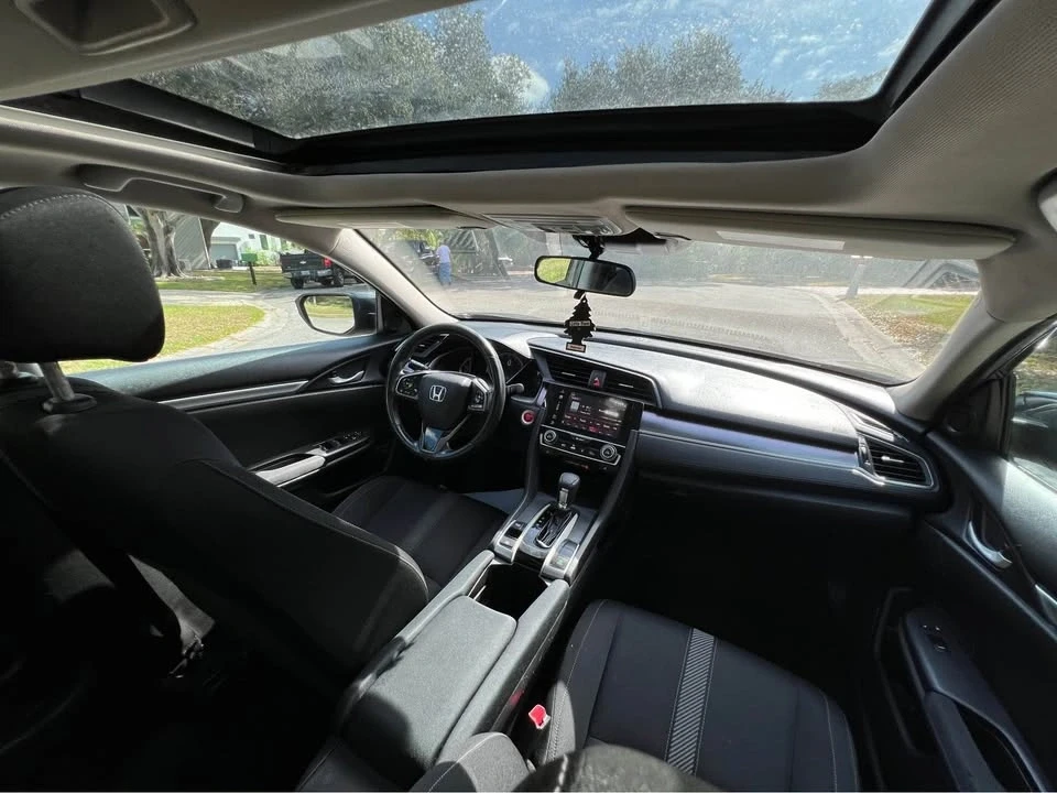 2016 Honda Civic 10th Gen - Image 12 of 20