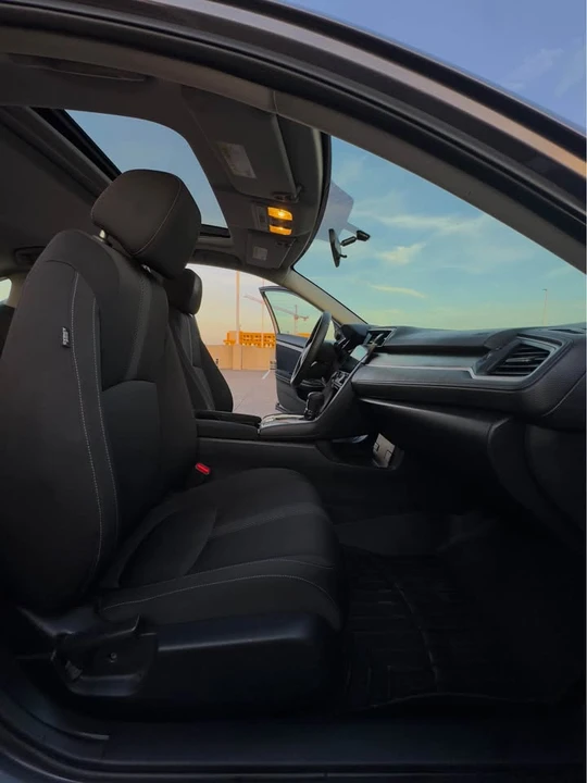 2016 Honda Civic 10th Gen - Image 9 of 20