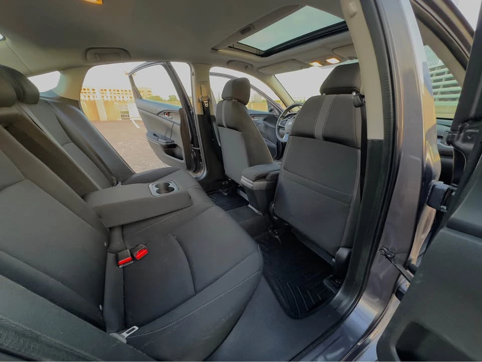 2016 Honda Civic 10th Gen - Image 11 of 20