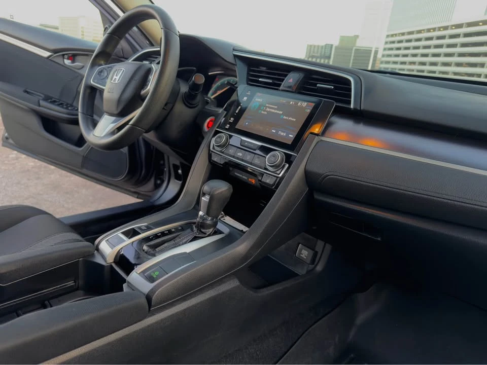 2016 Honda Civic 10th Gen - Image 15 of 20