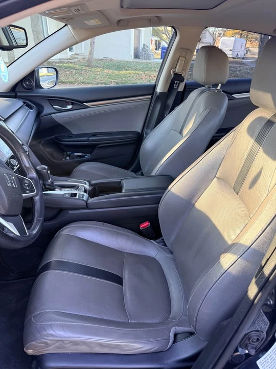 2016 Honda Civic 10th Gen - Image 8 of 12