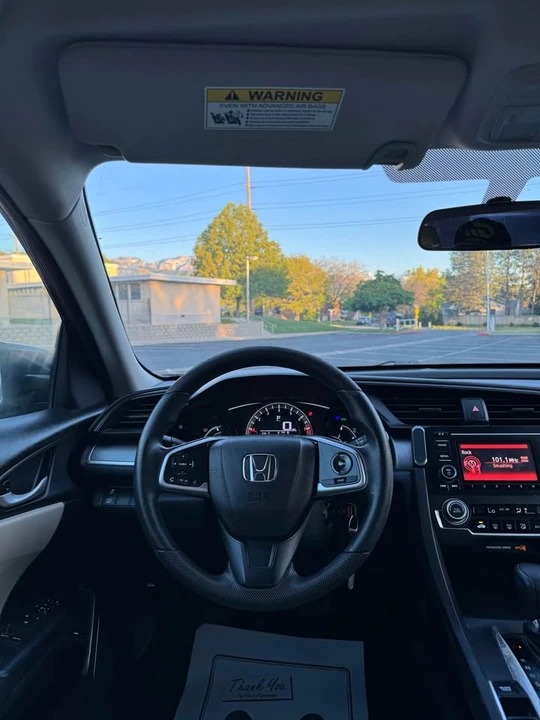 2016 Honda Civic 10th Gen - Image 10 of 16