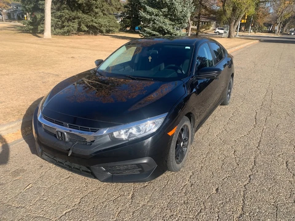 2016 Honda Civic 10th Gen - Image 2 of 9