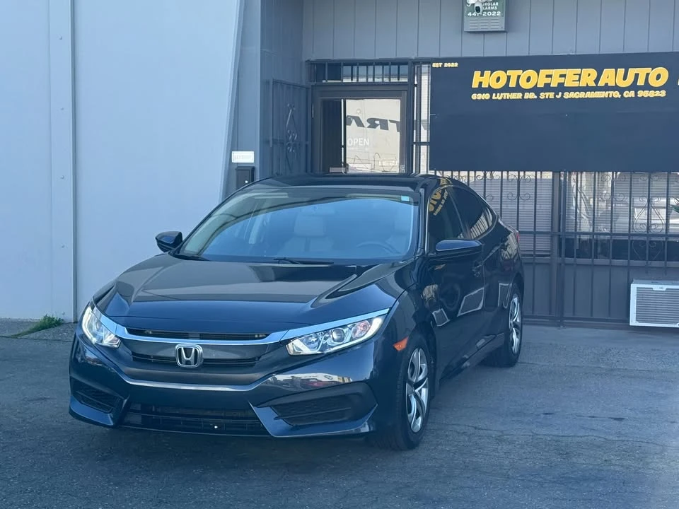 2016 Honda Civic 10th Gen - Image 2 of 10