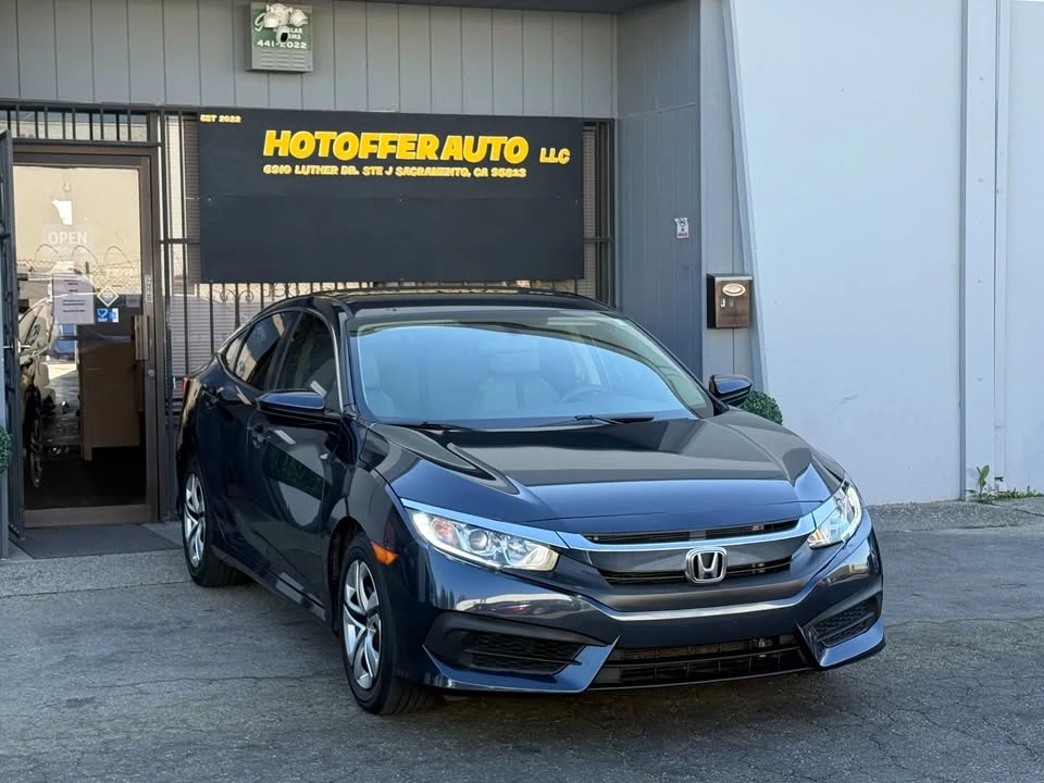 2016 Honda Civic 10th Gen - Image 3 of 10