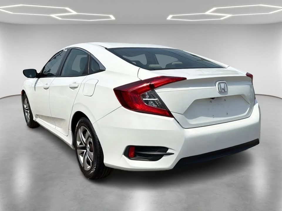 2016 Honda Civic 10th Gen - Image 3 of 17