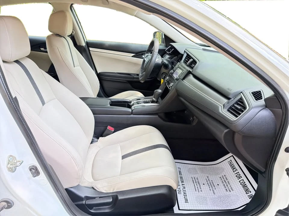 2016 Honda Civic 10th Gen - Image 9 of 17