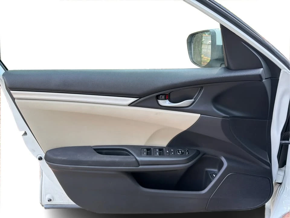 2016 Honda Civic 10th Gen - Image 14 of 17