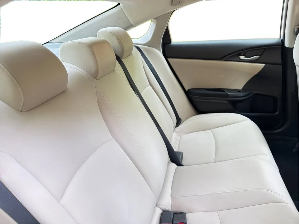 2016 Honda Civic 10th Gen - Image 12 of 17
