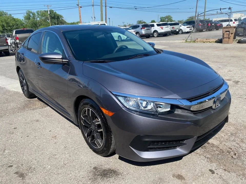 2016 Honda Civic 10th Gen - Image 2 of 13