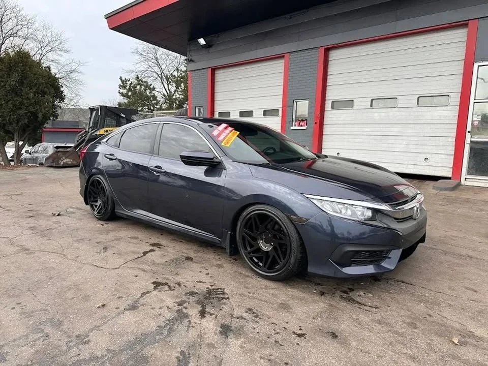 2016 Honda Civic 10th Gen - Image 2 of 18