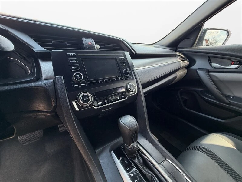 2016 Honda Civic 10th Gen - Image 11 of 15