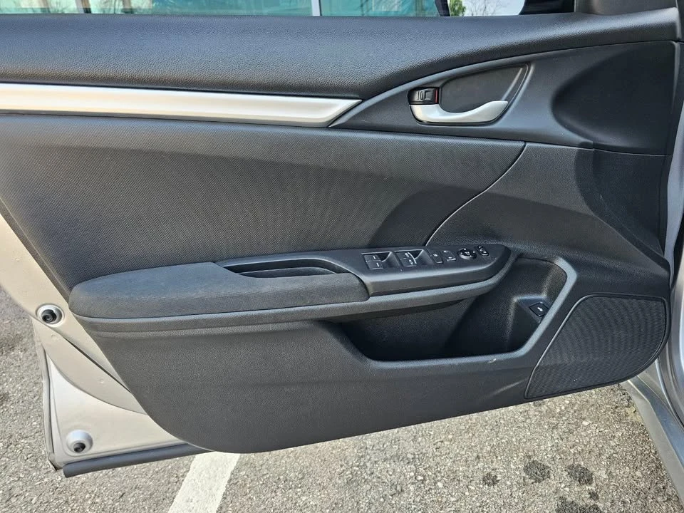 2016 Honda Civic 10th Gen - Image 15 of 20