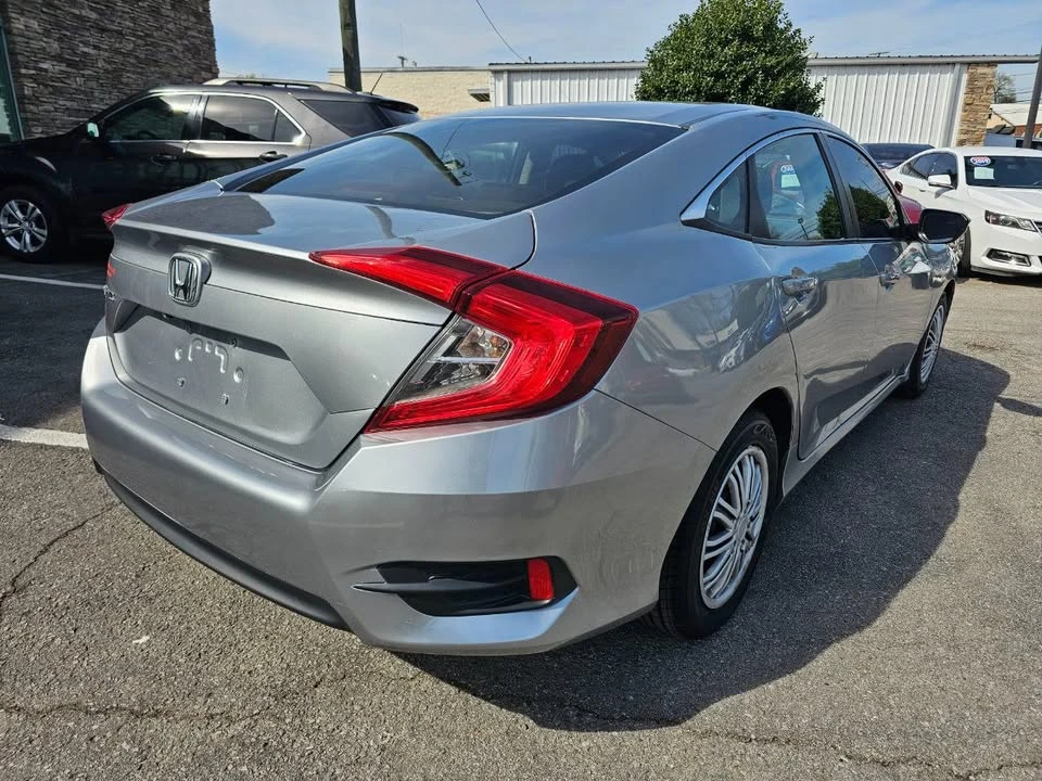 2016 Honda Civic 10th Gen - Image 4 of 20