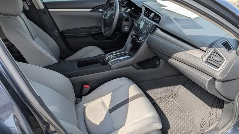 2016 Honda Civic 10th Gen - Image 5 of 8