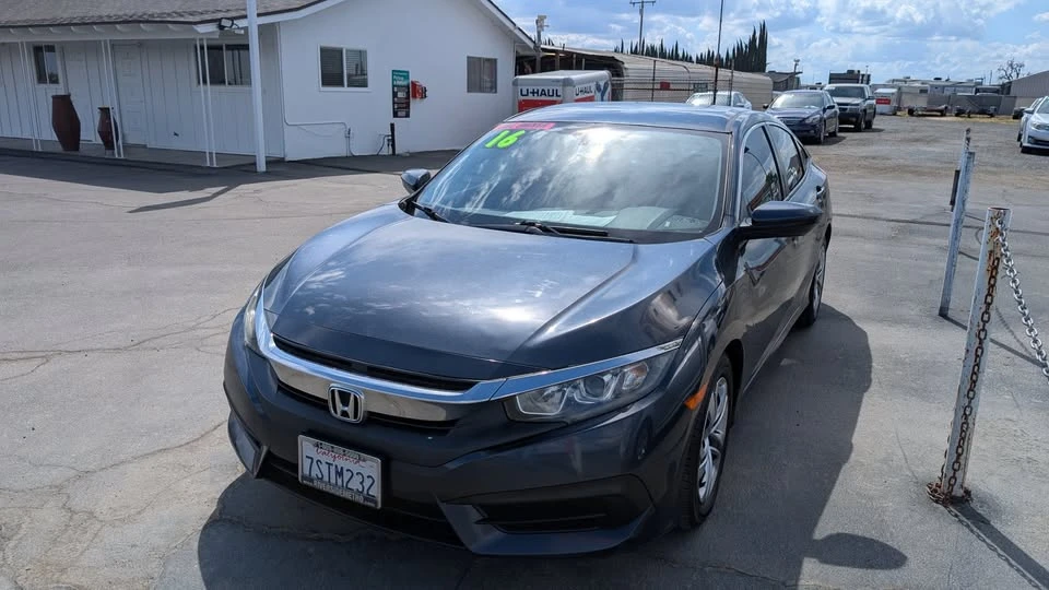 2016 Honda Civic 10th Gen - Image 4 of 8