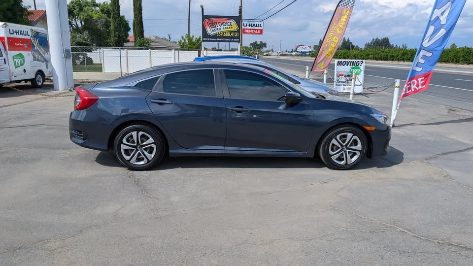 2016 Honda Civic 10th Gen - Image 6 of 8