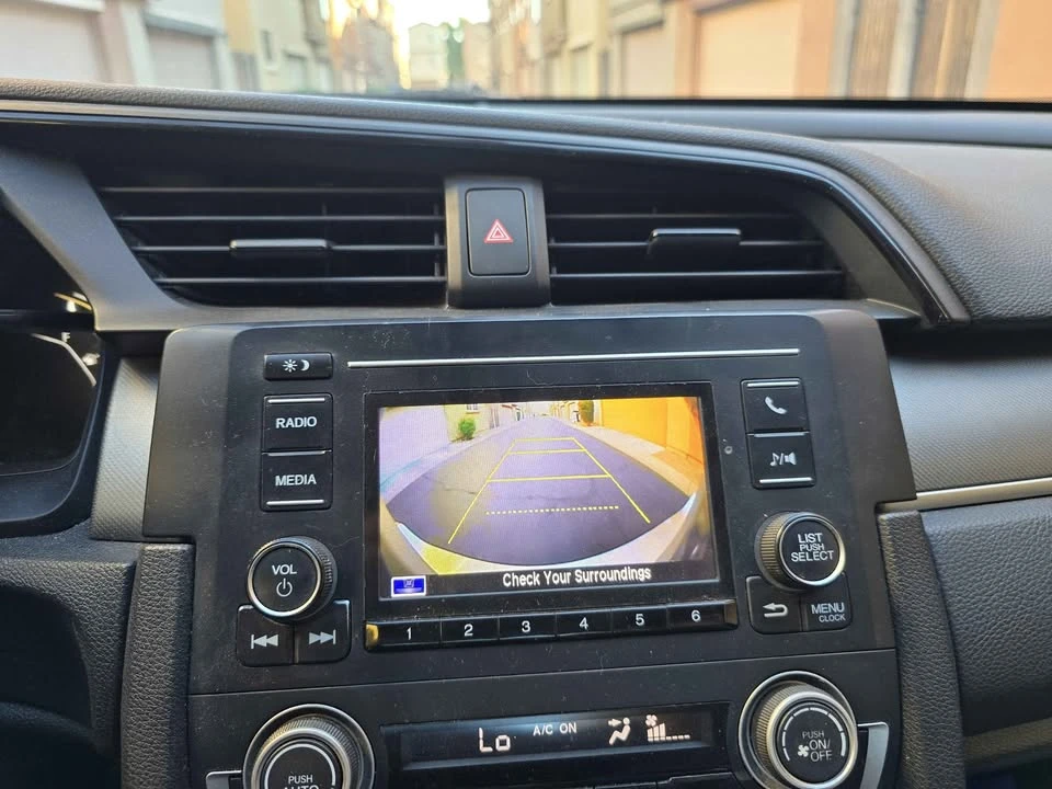 2016 Honda Civic 10th Gen - Image 10 of 12