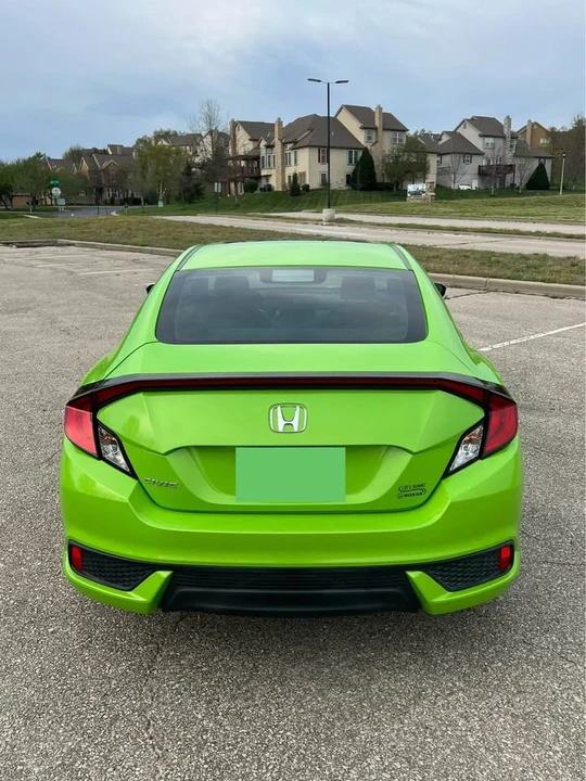 2016 Honda Civic 10th Gen - Image 5 of 19