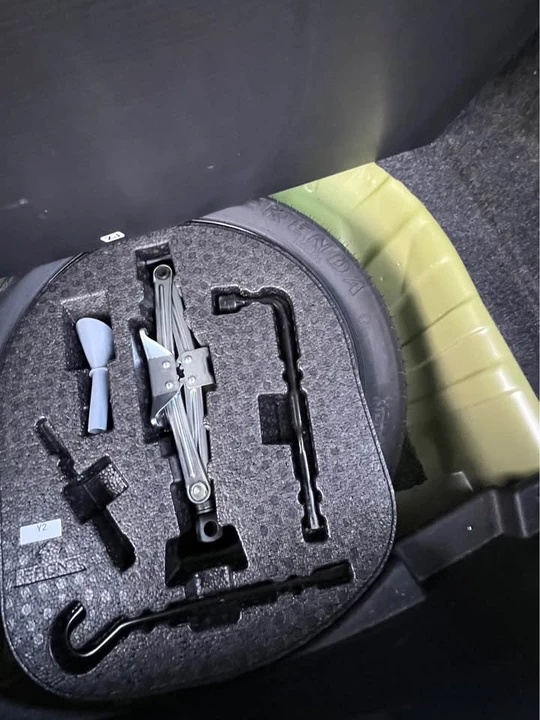 2016 Honda Civic 10th Gen - Image 15 of 19