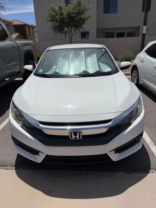 2016 Honda Civic 10th Gen - Image 2 of 12