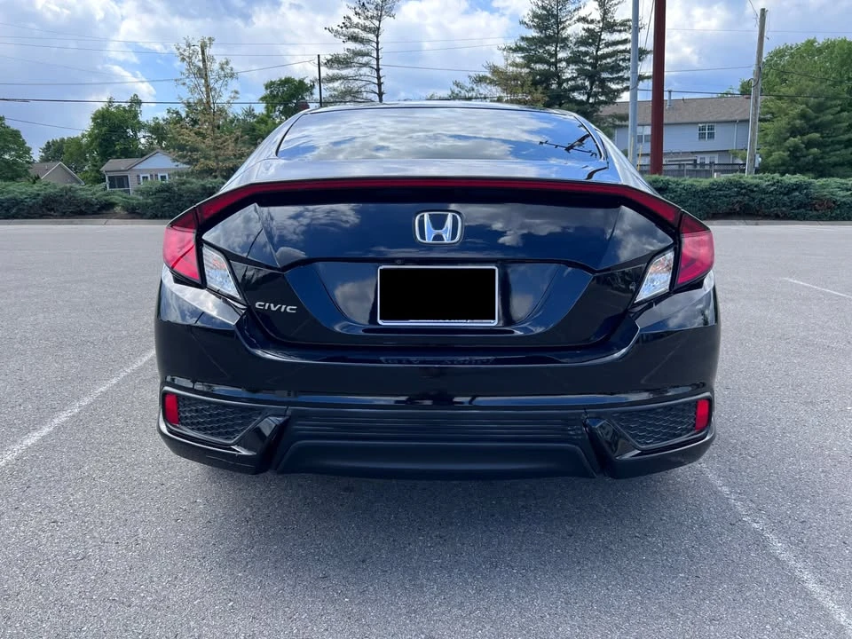 2016 Honda Civic 10th Gen - Image 5 of 19