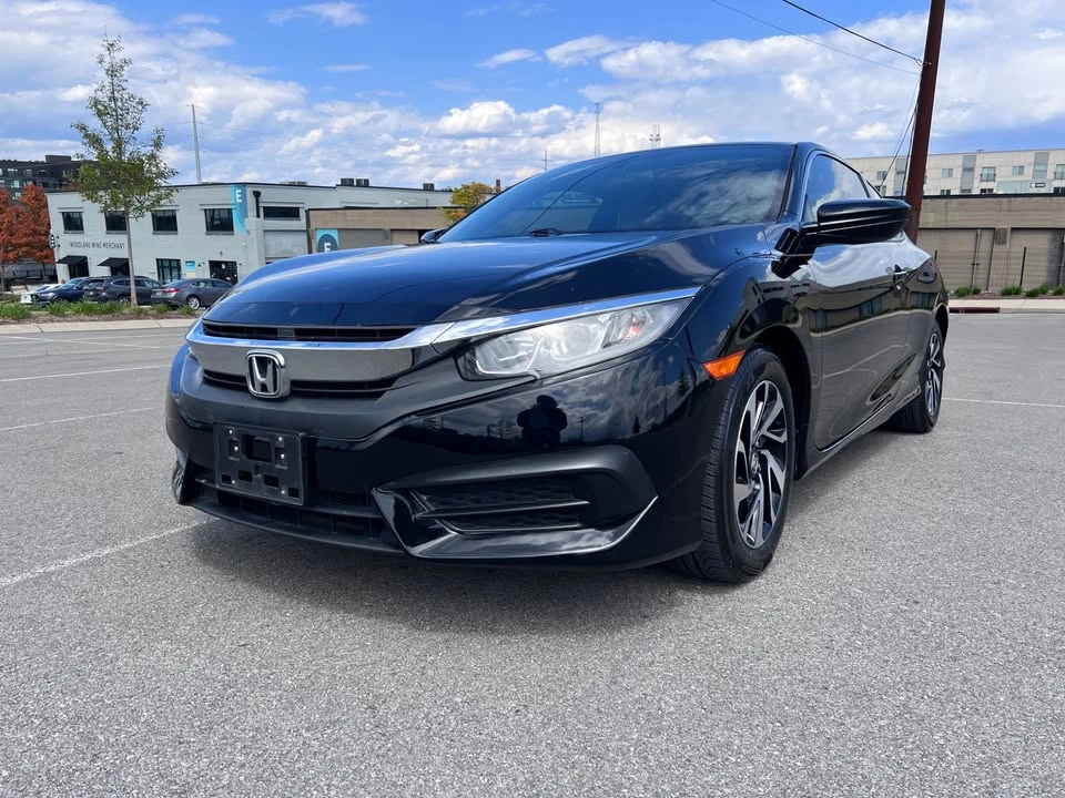 2016 Honda Civic 10th Gen - Image 2 of 19