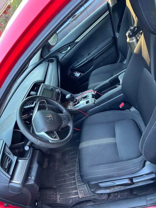 2016 Honda Civic 10th Gen - Image 4 of 10