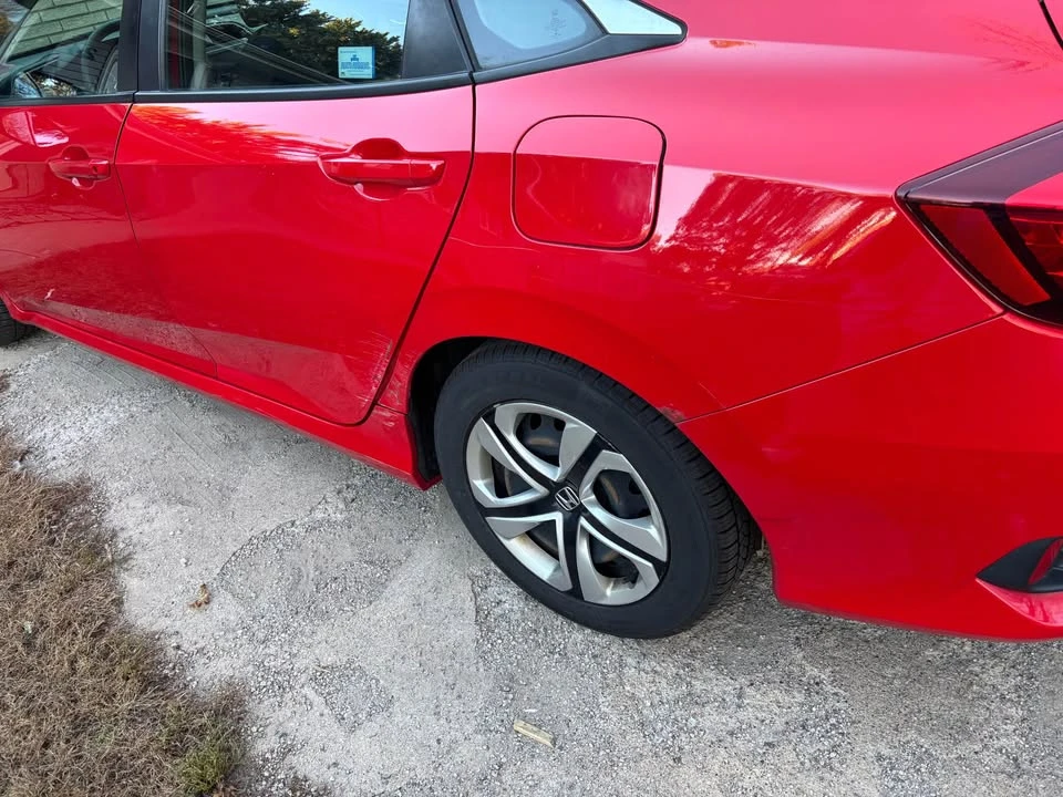 2016 Honda Civic 10th Gen - Image 6 of 10