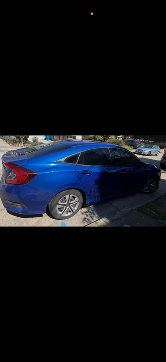 2016 Honda Civic 10th Gen - Image 2 of 6